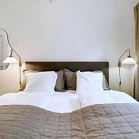 Hotel Stylish 3-br In Cph 3*